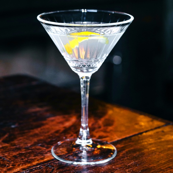 Vesper cocktail